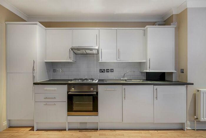 2 Bedroom Flat To Rent In Anerley Station Road, , Penge, SE20