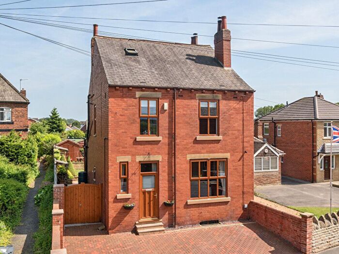 4 Bedroom Detached House For Sale In Wrenthorpe Road, Wrenthorpe, Wakefield, West Yorkshire, WF2