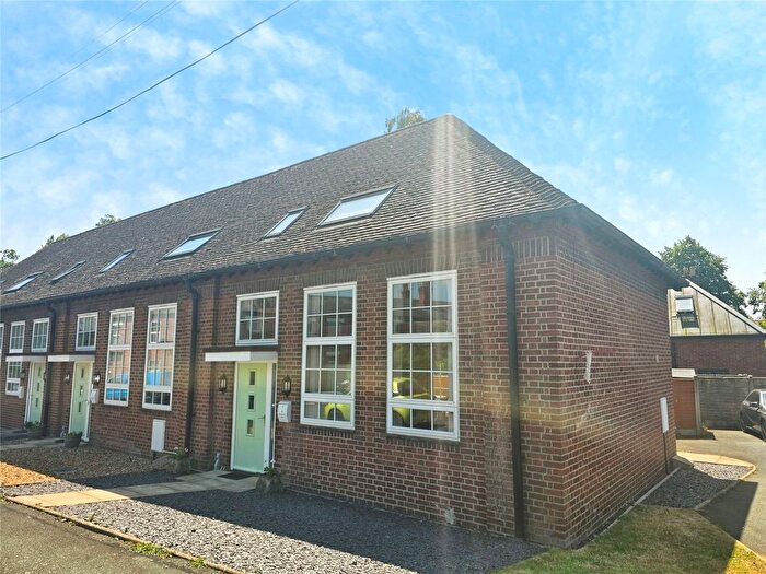2 Bedroom End Terrace House For Sale In Park Avenue, Oswestry, Shropshire, SY11
