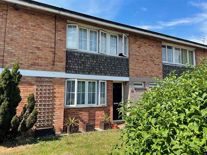 3 Bedroom Terraced House For Sale In Greville Close, Welham Green, North Mymms, AL9