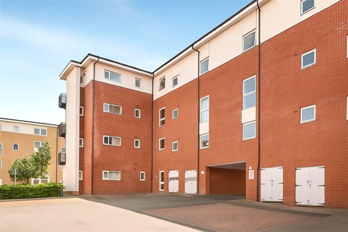1 Bedroom Apartment For Sale In Thorney House, Drake Way, Reading, Berkshire, RG2