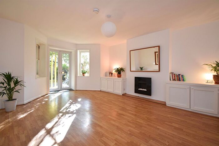 2 Bedroom Flat For Sale In Pevensey Road, St Leonards On Sea, TN38
