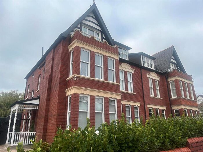 2 Bedroom Penthouse To Rent In Westbourne Road, Penarth, CF64