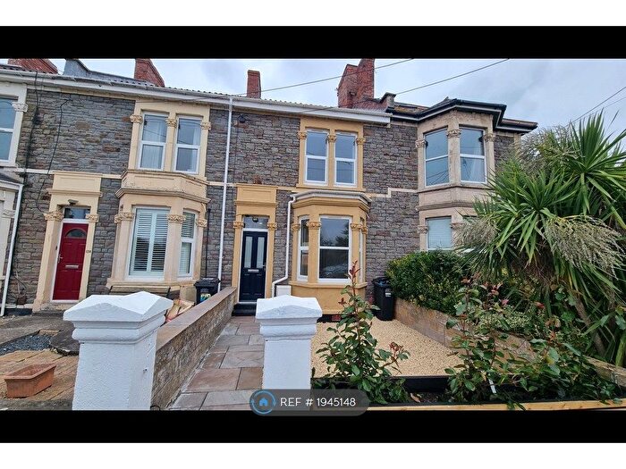 3 Bedroom Terraced House To Rent In Strode Road, Clevedon, BS21