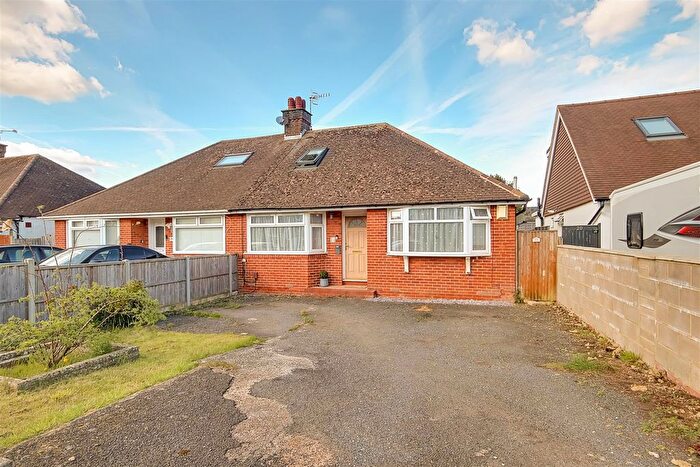 4 Bedroom Semi-Detached Bungalow For Sale In Cedar Avenue, Worthing, BN13