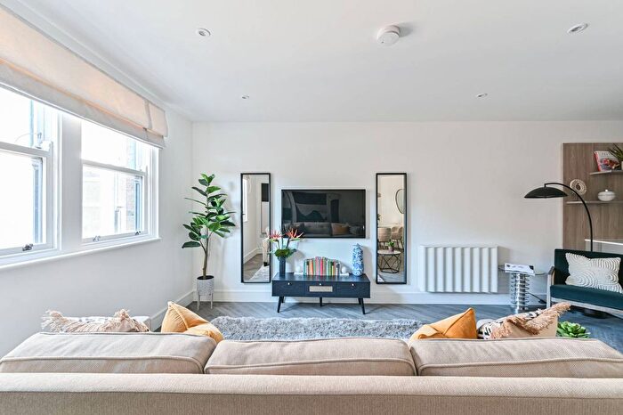 1 Bedroom Flat For Sale In The Wharf Collection, Battersea, London, SW11