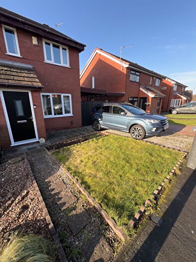 2 Bedroom Semi Detached House To Rent In Kirkless Street, Aspull, Wigan, WN2