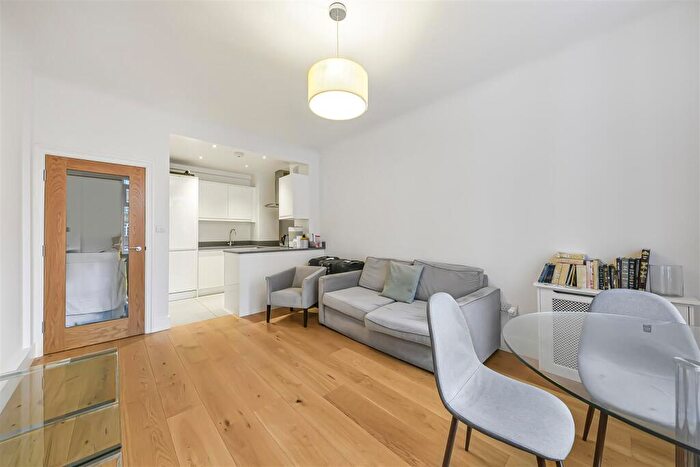 1 Bedroom Flat To Rent In Grove End Road, London, NW8