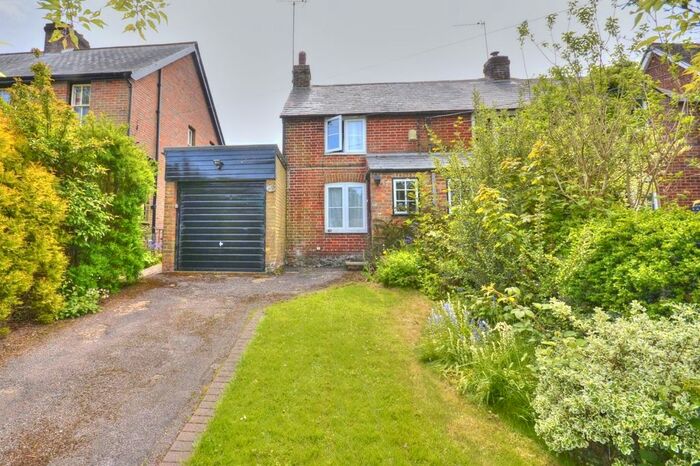 2 Bedroom Property To Rent In Fairview Cottages, Swan Bottom, The Lee, Great Missenden HP16