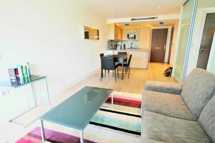 1 Bedroom Flat To Rent In Octavia House, Townmead Road, London, SW6