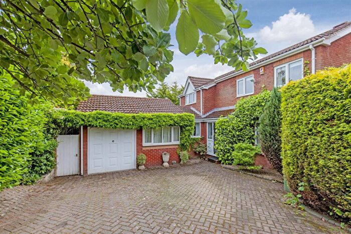 4 Bedroom Detached House For Sale In Thorne Close, Ashgate, Chesterfield, S42