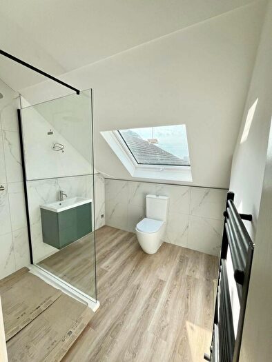 3 Bedroom Maisonette To Rent In Parkstone Road, Poole, Dorset, BH15