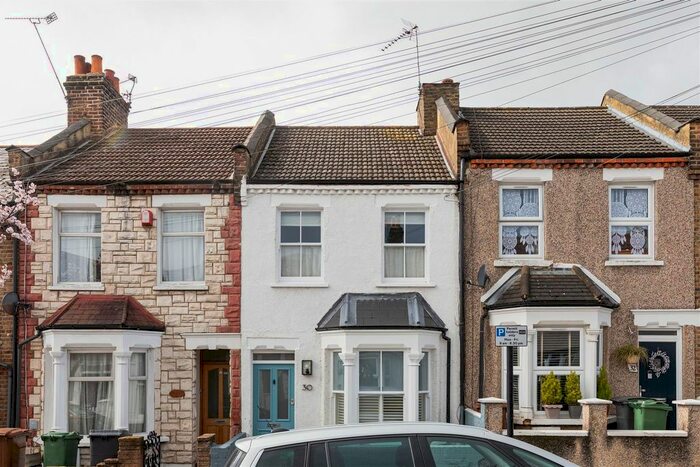 2 Bedroom Terraced House To Rent In Fairfield Road, London, E17