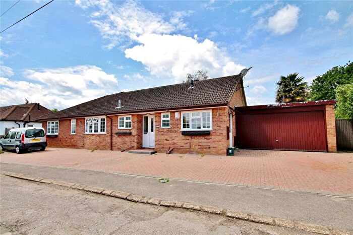 4 Bedroom Bungalow For Sale In Linden Way, Westfield, Woking, Surrey, GU22