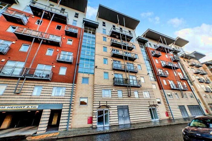 2 Bedroom Flat To Rent In River View, Low Street, Sunderland, Tyne And Wear, SR1