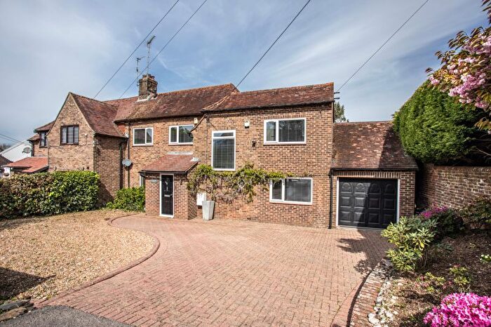 4 Bedroom Semi-Detached House For Sale In High Street, Buxted, TN22