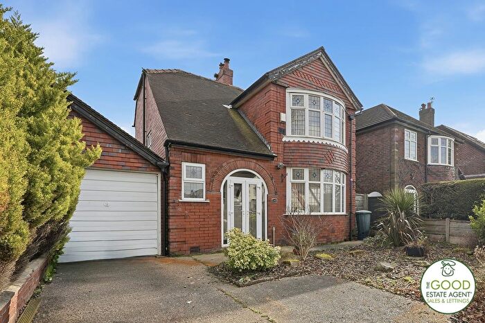 3 Bedroom Detached House For Sale In Outwood Road, Heald Green, SK8