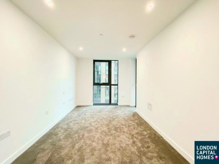 1 Bedroom Apartment To Rent In Willowbrook House Coster Avenue London, N4
