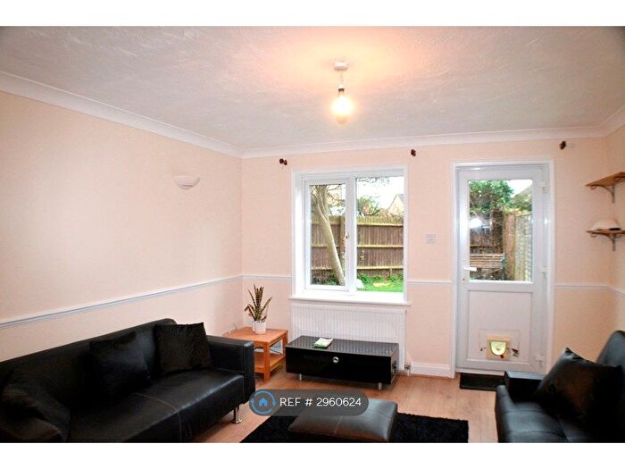 2 Bedroom End Of Terrace House To Rent In Eames Close, Aylesbury, HP20