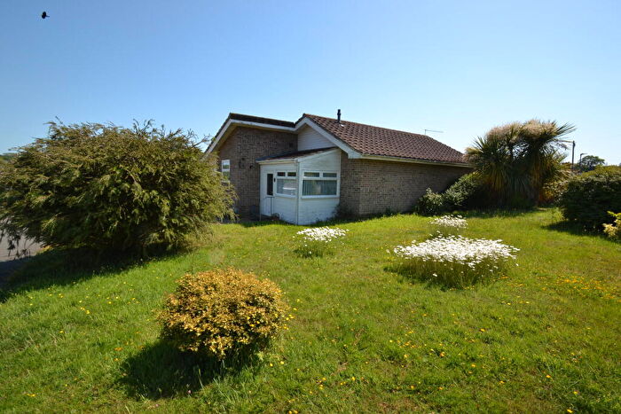 3 Bedroom Detached Bungalow For Sale In St. Edmunds Walk, Wootton Bridge, PO33