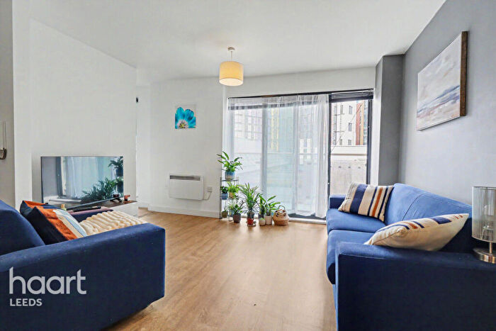 1 Bedroom Apartment For Sale In St Peters Street, Leeds, LS9