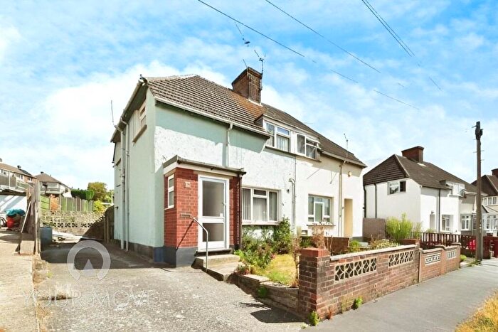 2 Bedroom Semi-Detached House For Sale In Hill Rise, Dartford, Kent, DA2