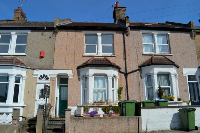 3 Bedroom Terraced House To Rent In Kirk Lane, Plumstead, London, SE18