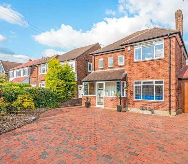 5 Bedroom Detached House To Rent In Bowyer Crescent, Uxbridge, Buckinghamshire, UB9