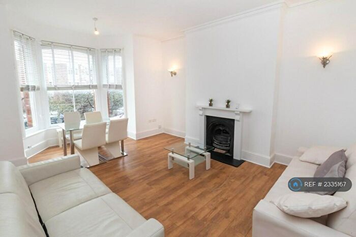 1 Bedroom Flat To Rent In West Norwood, London, SE27