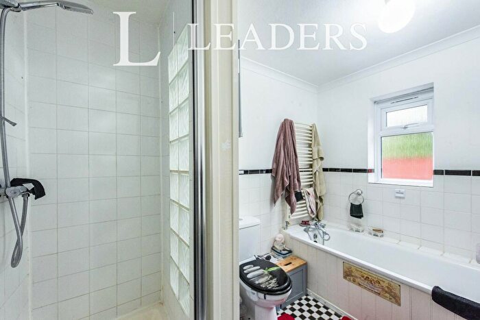 2 Bedroom Detached House To Rent In Park Road, Bury St. Edmunds, IP33