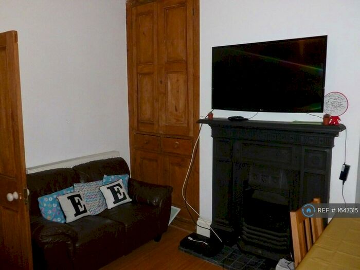 5 Bedroom Terraced House To Rent In Harborne Park Road, Birmingham, B17