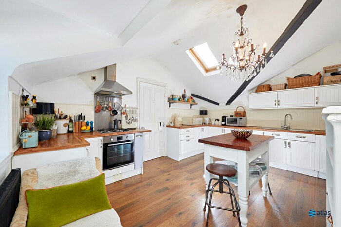 3 Bedroom Apartment For Sale In Sandown Road, Wavertree, L15