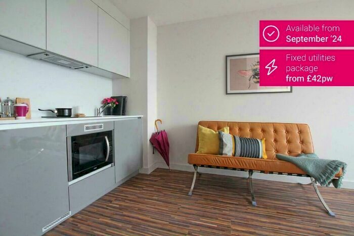 1 Bedroom Apartment To Rent In Westpoint, Chester Road, M16