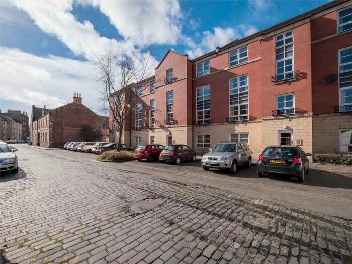 2 Bedroom Flat To Rent In Elbe Street, Leith, Edinburgh, EH6