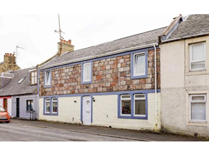4 Bedroom Terraced House To Rent In Brown Street, Newmilns, KA16