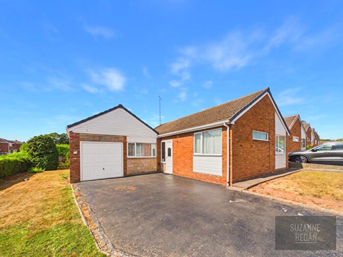 3 Bedroom Detached Bungalow For Sale In Lonscale Drive, Styvechale, Coventry, CV3