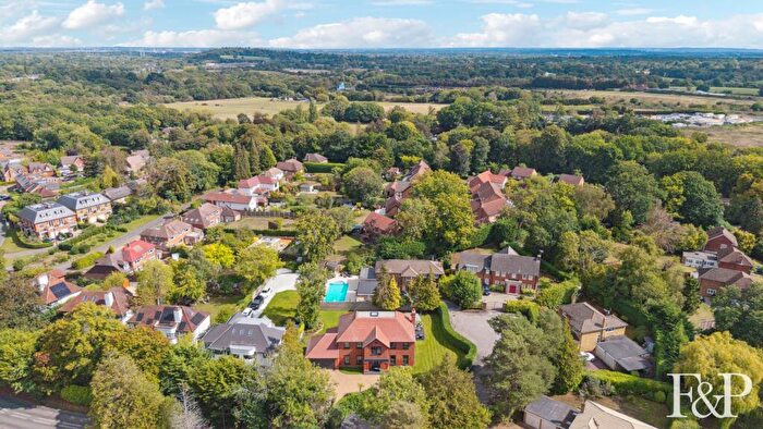 5 Bedroom Detached House For Sale In The Mount Close, Virginia Water, GU25