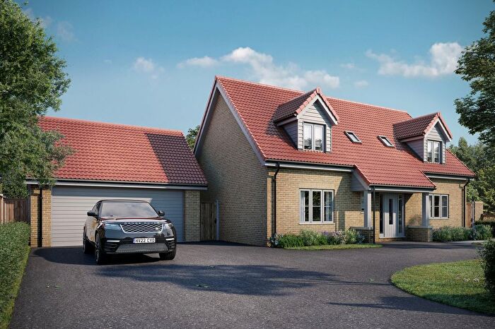 4 Bedroom Detached Bungalow For Sale In Field End, Mileham, PE32