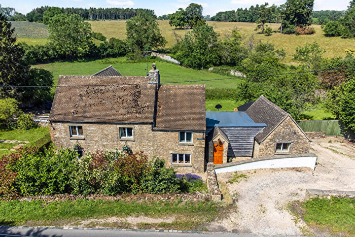 4 Bedroom Detached House For Sale In Nr. Ampney Crucis, Cirencester, GL7
