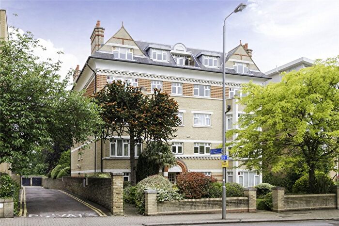 2 Bedroom Flat For Sale In Keswick Road, London, SW15
