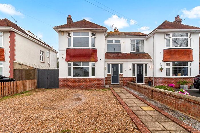 3 Bedroom Property For Sale In St. Andrews Road, Worthing, BN13