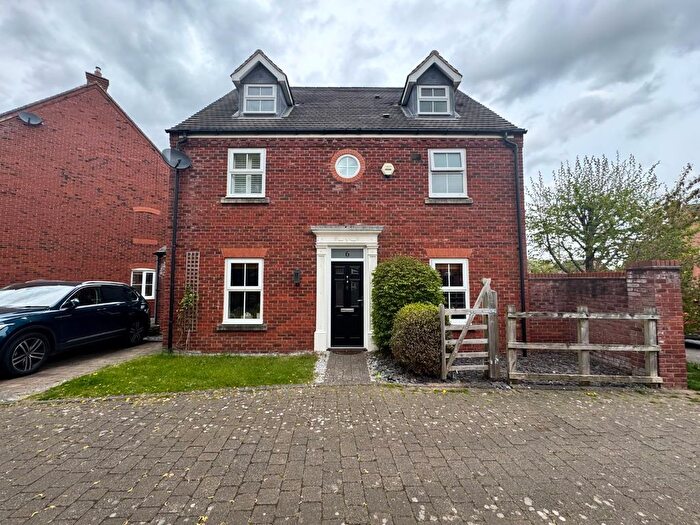 5 Bedroom Detached House To Rent In Lawrence Way, Lichfield, WS13