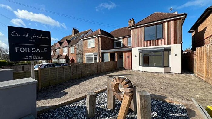 3 Bedroom Semi-Detached House For Sale In Kedale Road, Seaford, BN25