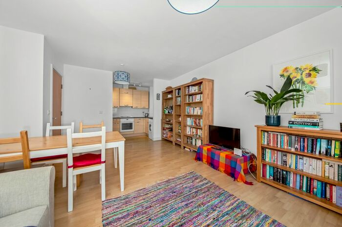 1 Bedroom Flat For Sale In Pipers House, Greenwich, SE10