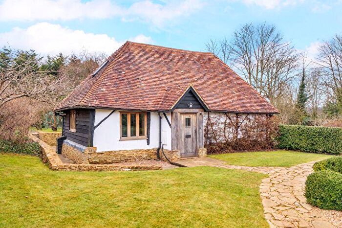 2 Bedroom Cottage To Rent In Short Let - Eashing Lane, Godalming, GU7