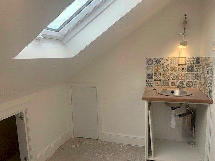 Property To Rent In Hillcross Avenue, Morden, SM4