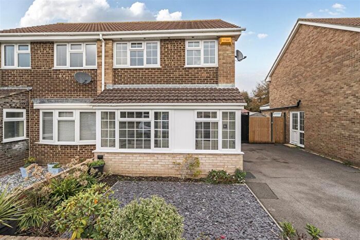 3 Bedroom Semi Detached House For Sale In Skipper Way, Lee-On-The-Solent, PO13