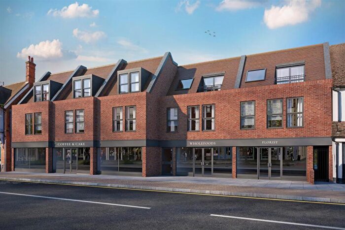 1 Bedroom Apartment For Sale In Squire House, High Street, Billericay, CM12