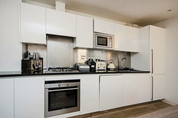2 Bedroom Flat To Rent In Abbey Road, St John's Wood, London, NW8