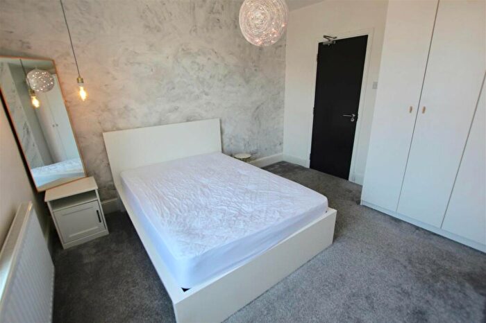 4 Bedroom House To Rent In Vernon Road, Nottingham, NG6